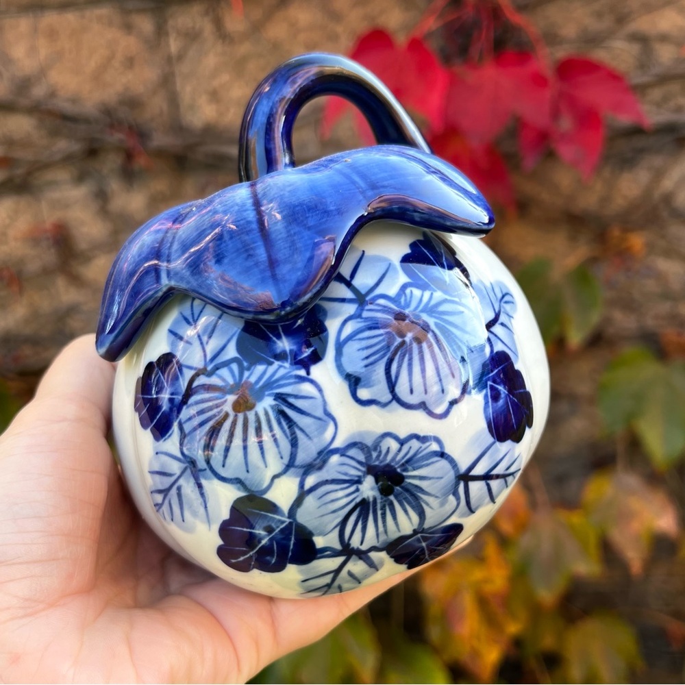 Vintage Ceramic Pumpkin with Lid White and Cobalt Blue Pottery Made in Thailand